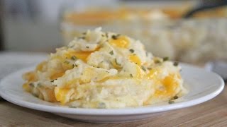 Baked Sour Cream Cheddar amp Chive Mashed Potatoes [upl. by Alejandrina]