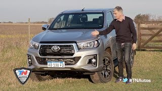 Toyota Hilux 2019 SRX 4x4 aut  Minitest  Matías Antico  TN Autos [upl. by Sparke]