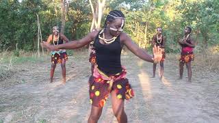 How Zambian dance traditionally [upl. by Noam722]