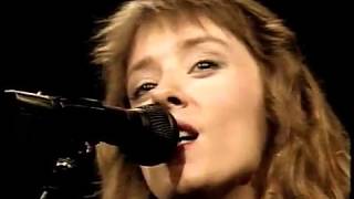 Suzanne Vega  Luka Live on Letterman 1987 [upl. by Hobart]