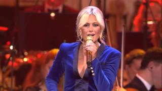 Helene Fischer  Feliz Navidad Live aus der Hofburg Wien [upl. by Lleraj]